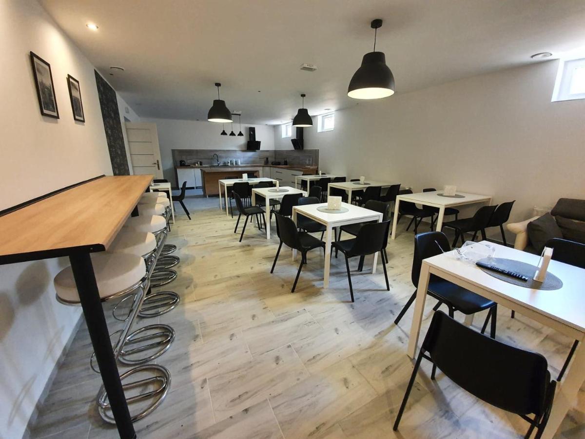 Hostel Polnocna 61 Сосновец Екстериор снимка