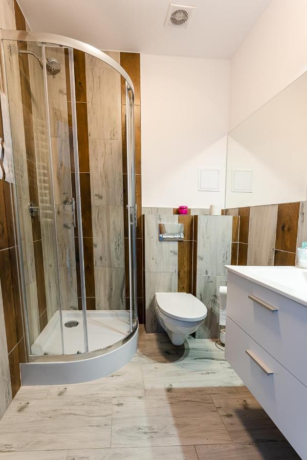 Hostel Polnocna 61 Сосновец Екстериор снимка
