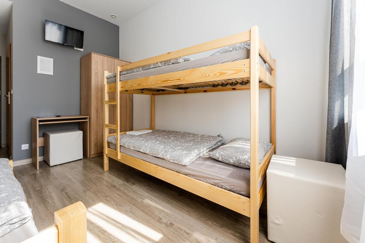 Hostel Polnocna 61 Сосновец Екстериор снимка
